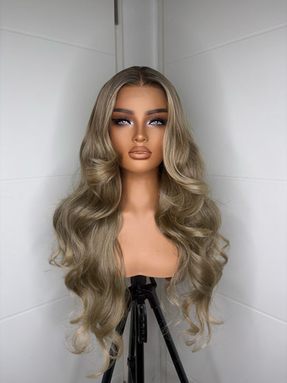 JOANA HDWIG
