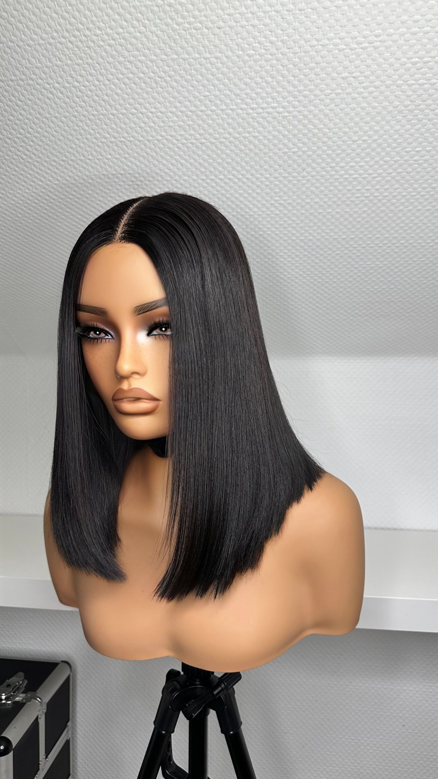 RAW HAIR BOB