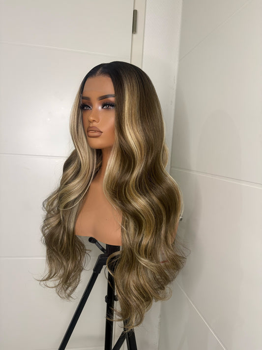 ZARA HDWIG